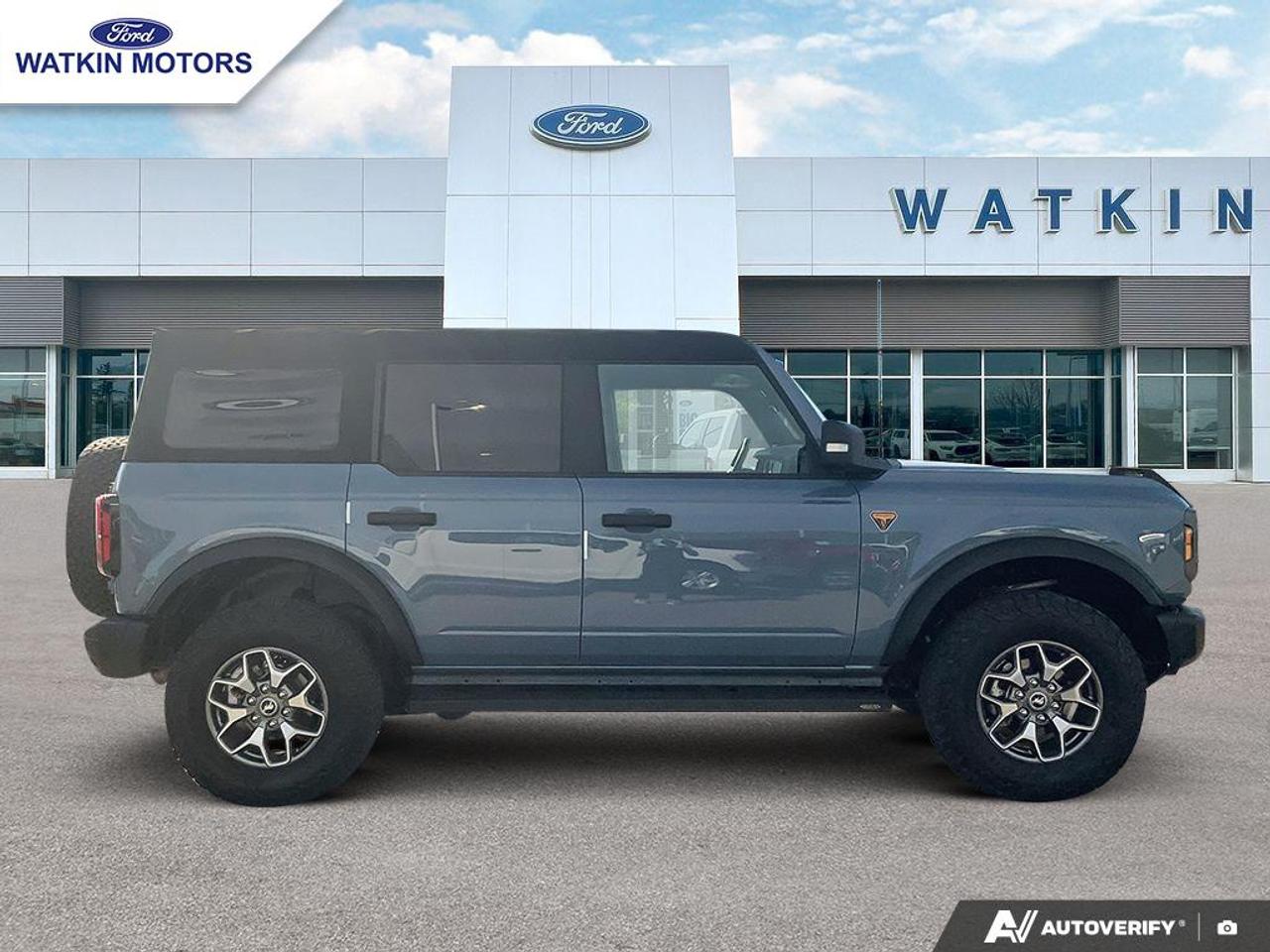 2023 Ford Bronco 4 Door Badlands Photo5