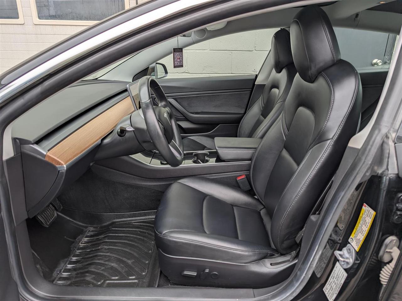 2019 Tesla Model 3 LONG RANGE AWD - DUAL MOTOR Photo