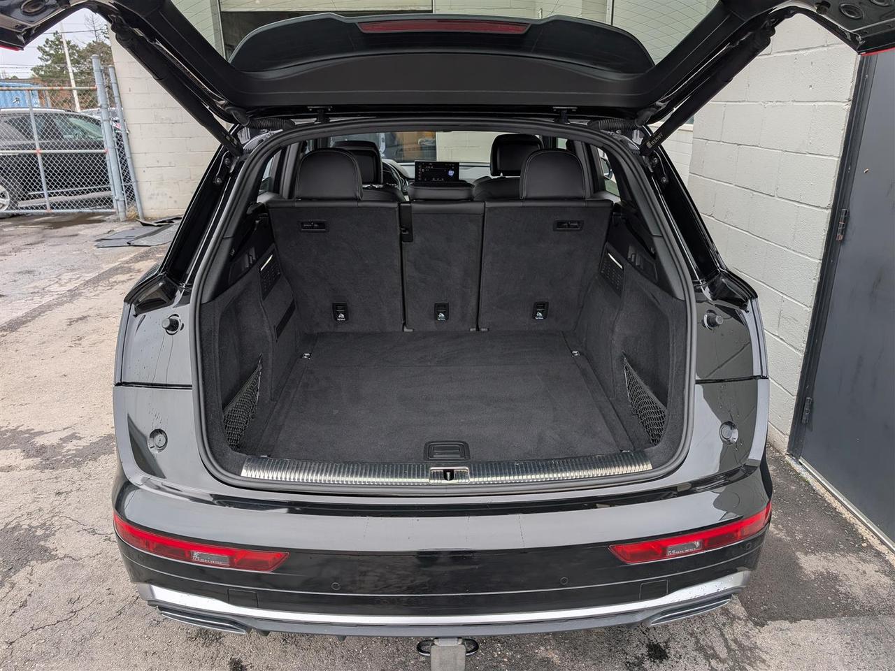 2021 Audi Q5 TECHNIK QTRO - NAVI - PANO ROOF - 360 CAMERA Photo