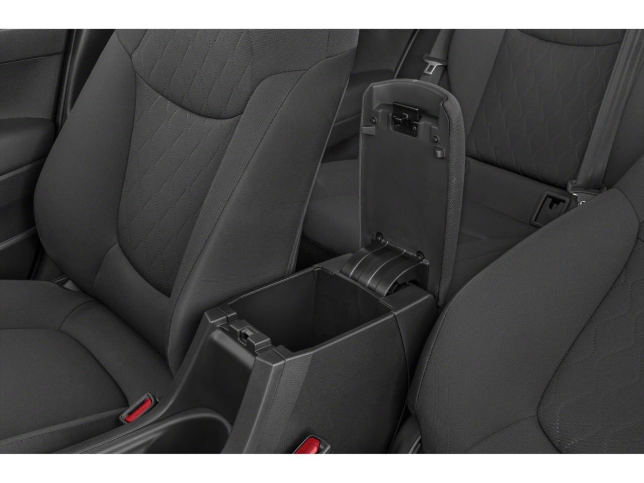 2023 Toyota Corolla Cross LE Photo