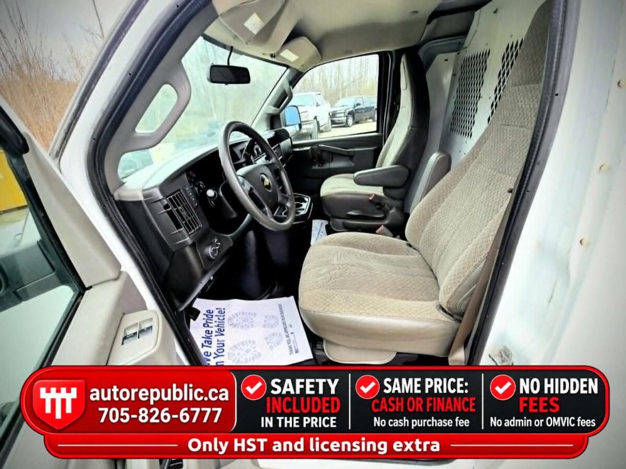 2020 Chevrolet Express 2500 LWB Ony 63k kms Certified 4.3L V6 Photo
