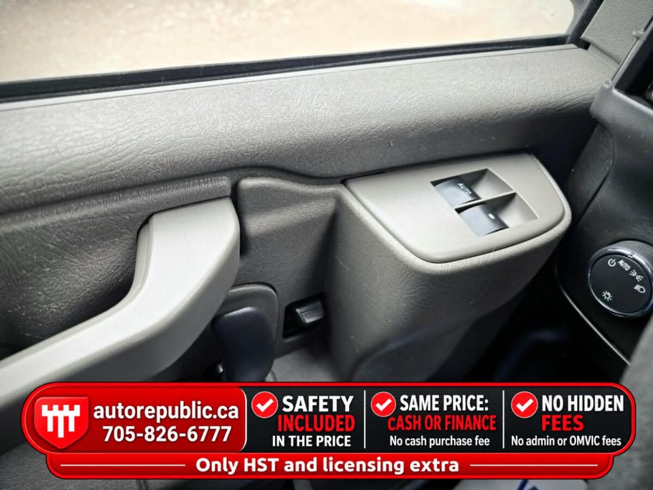 2020 Chevrolet Express 2500 LWB Ony 63k kms Certified 4.3L V6 Photo