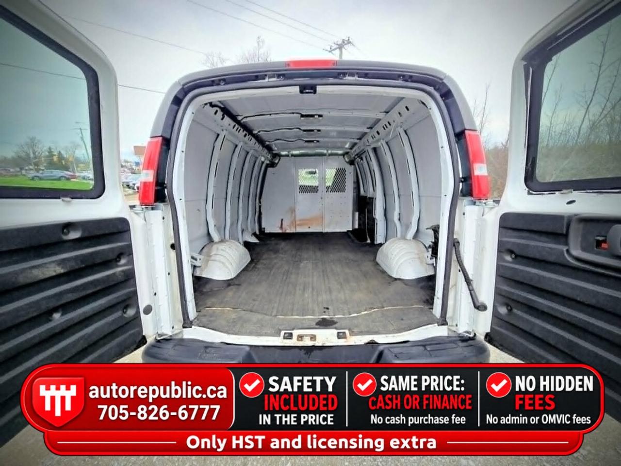 2020 Chevrolet Express 2500 LWB Ony 63k kms Certified 4.3L V6 Photo