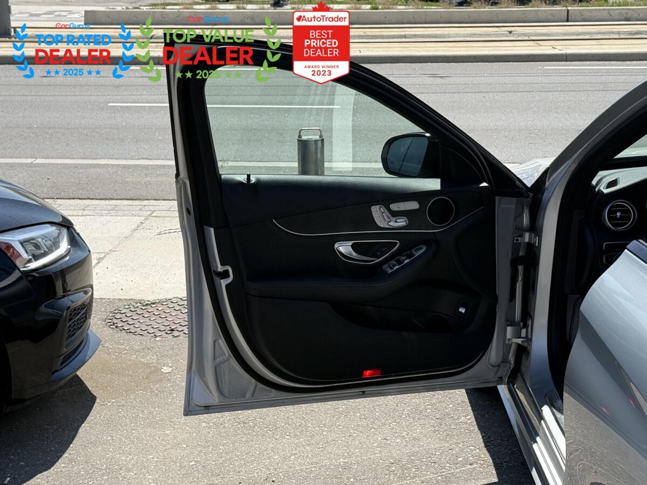 2016 Mercedes-Benz C-Class //AMG PKG | PANO | NAVI | LOADED Photo