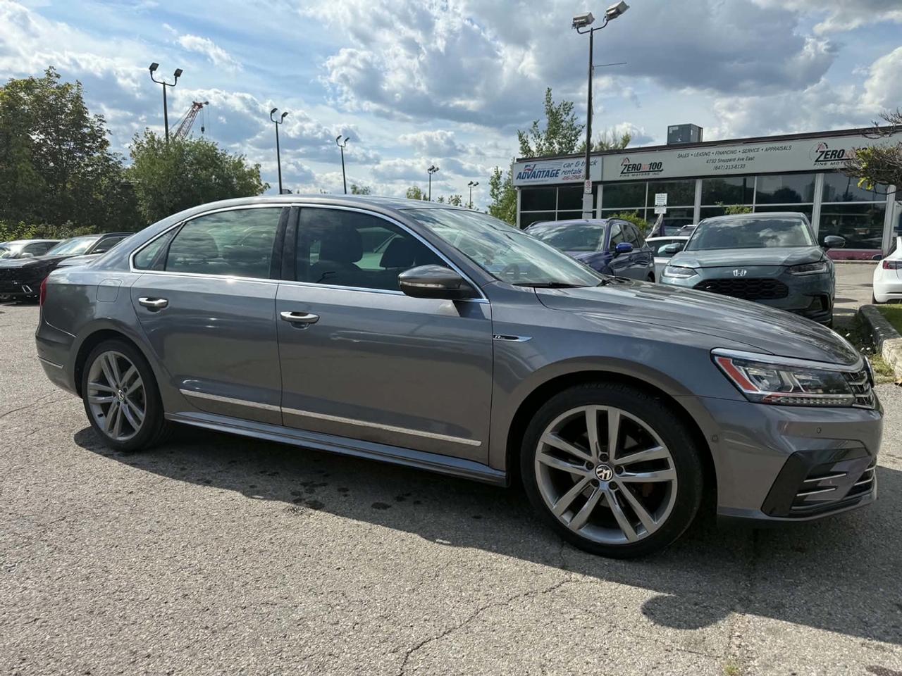 2018 Volkswagen Passat Highline R-LINE Photo5
