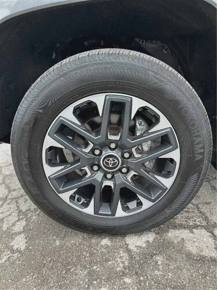 2023 Toyota Tundra Limited Long Box Photo