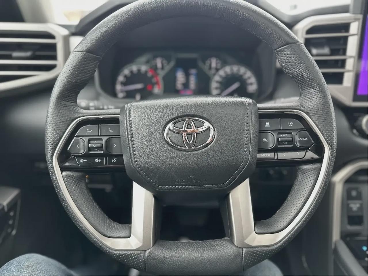 2023 Toyota Tundra Limited Long Box Photo