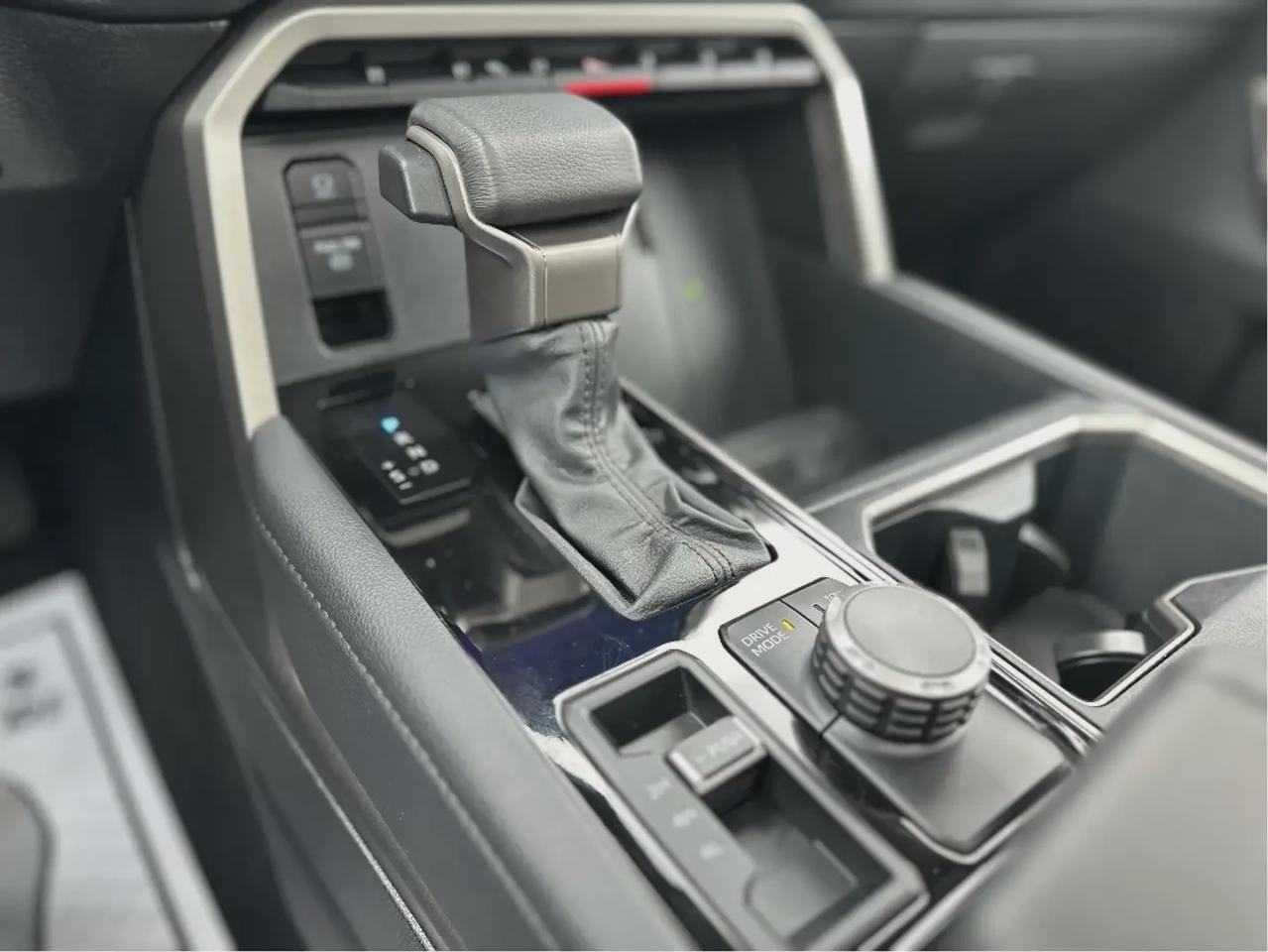 2023 Toyota Tundra Limited Long Box Photo