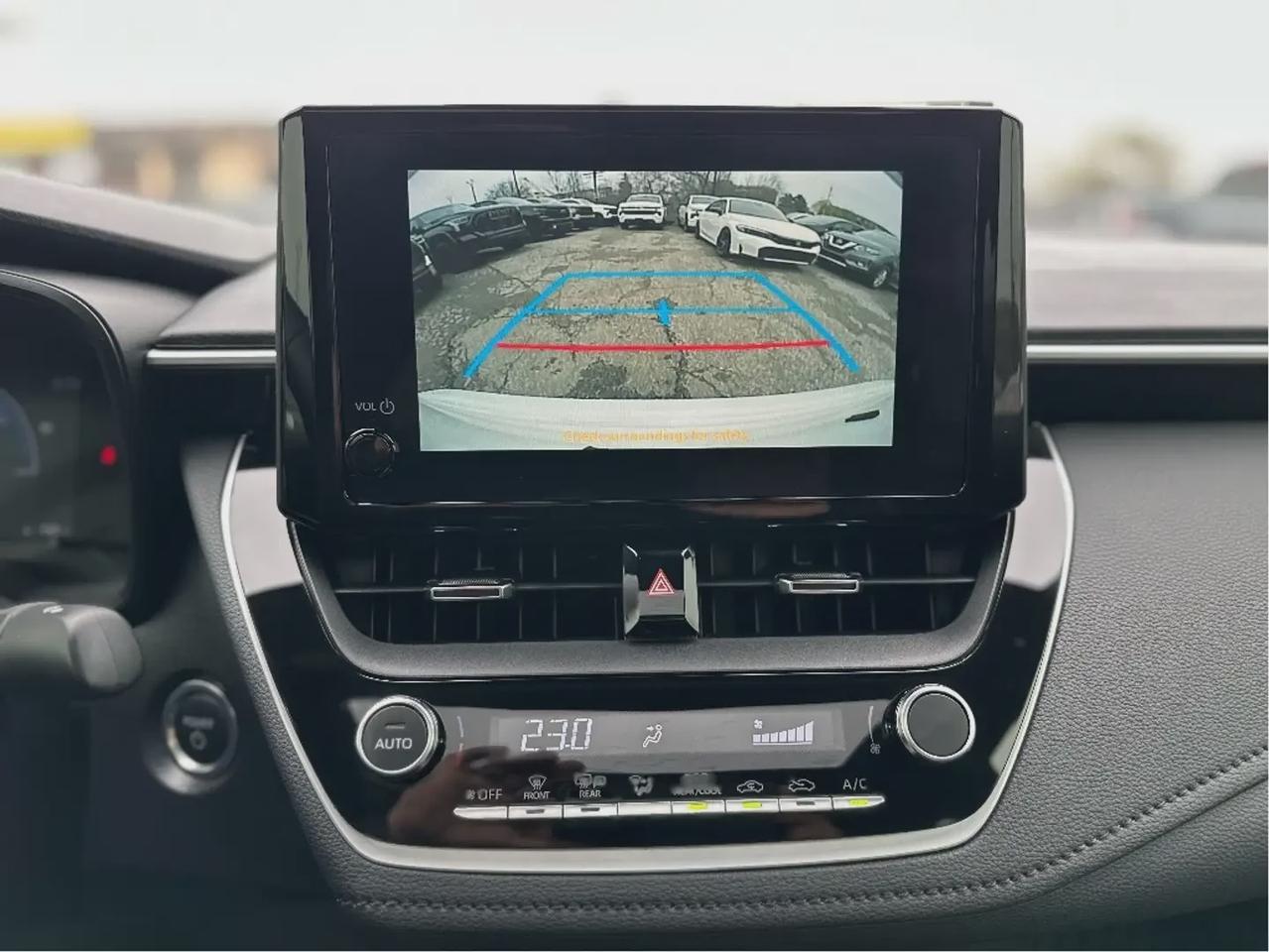2025 Toyota Corolla SE Hybrid AWD Photo