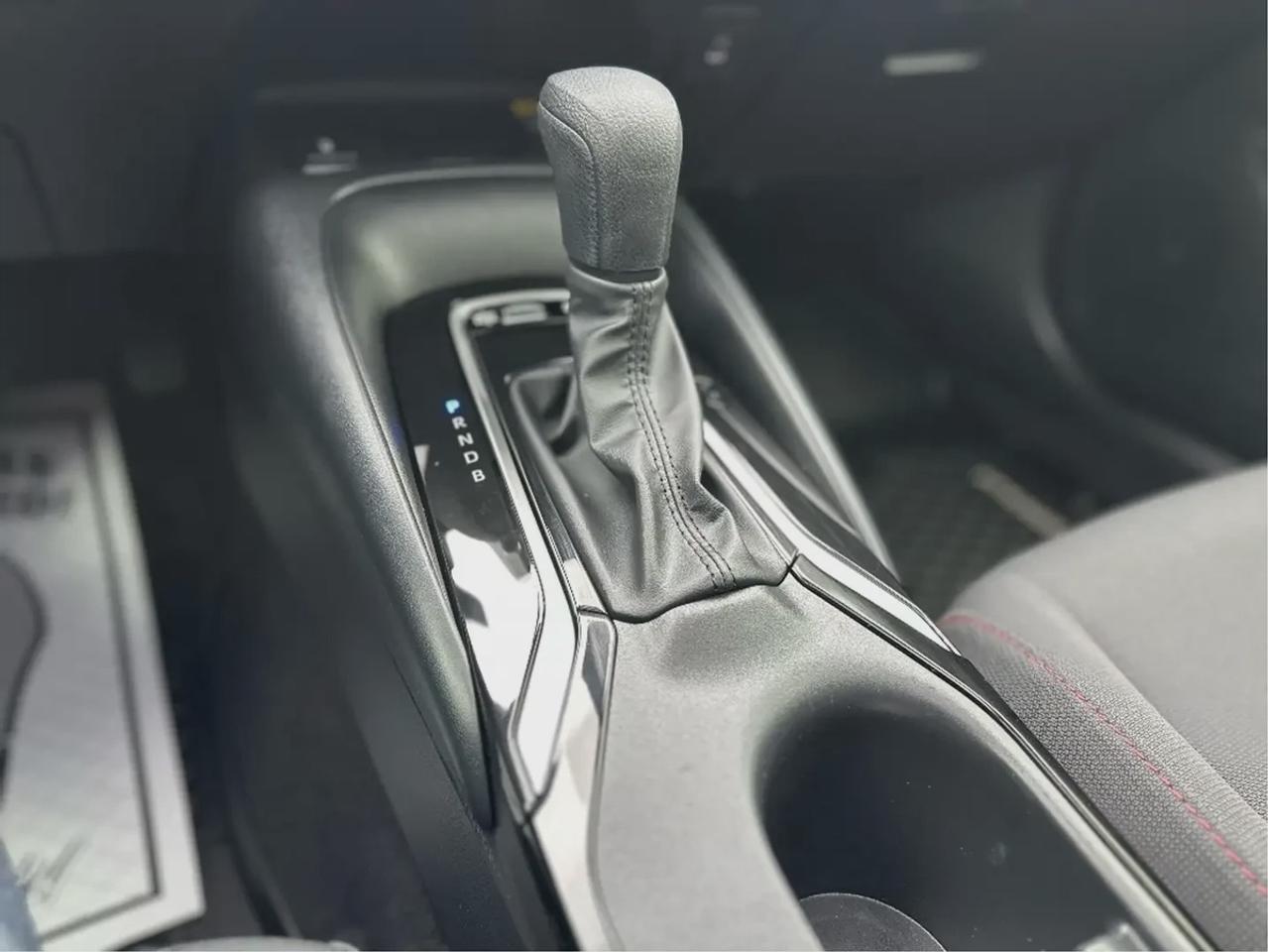 2025 Toyota Corolla SE Hybrid AWD Photo