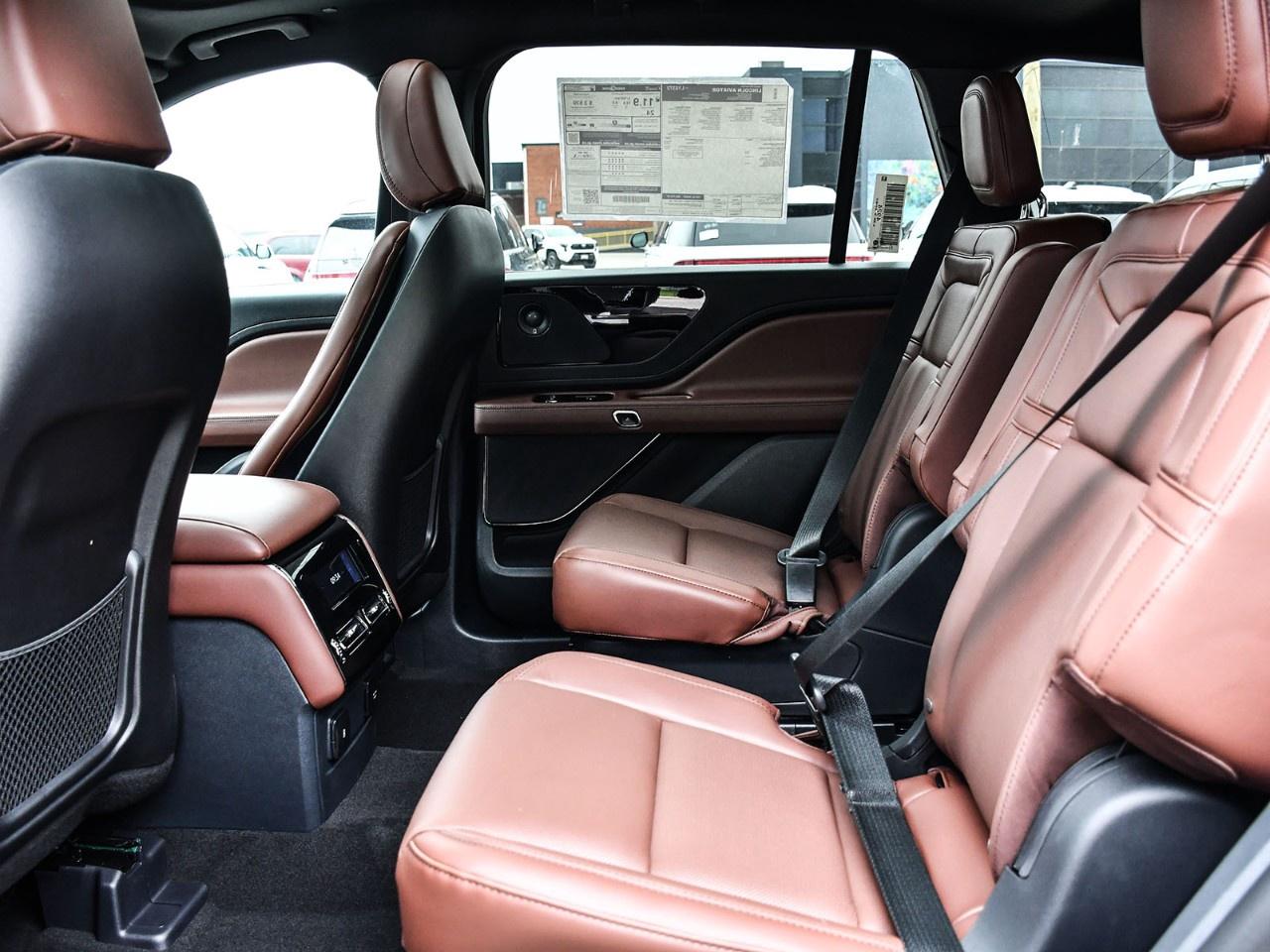 2026 Lincoln Aviator Reserve AWD Photo