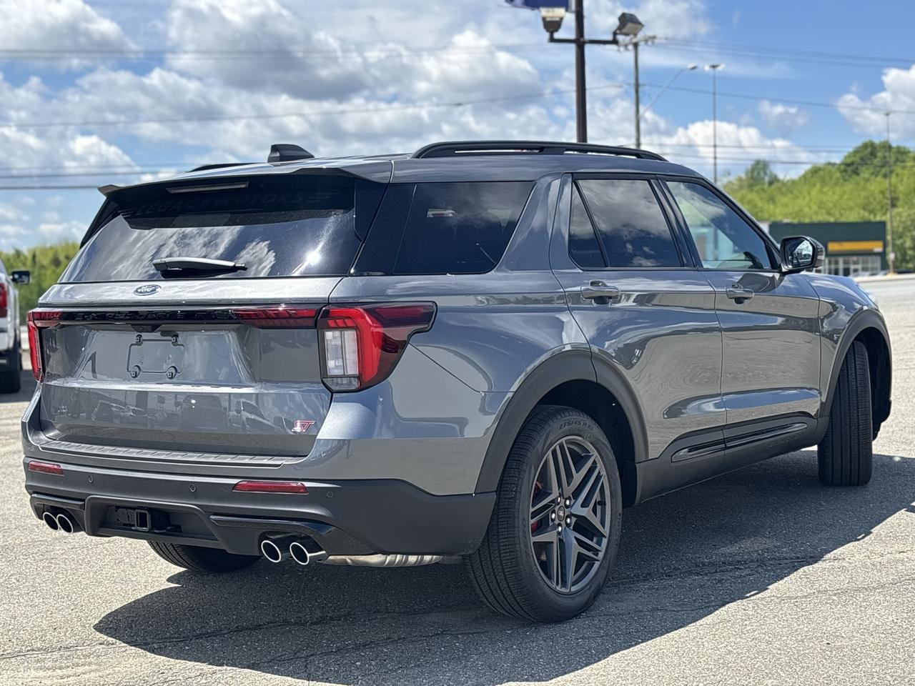 2026 Ford Explorer ST 4WD Photo3