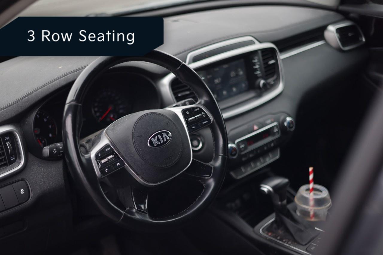 2020 Kia Sorento LX  V6 AWD Photo