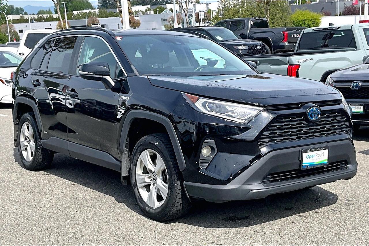 Used 2021 Toyota RAV4 Hybrid XLE AWD for sale in Abbotsford, BC