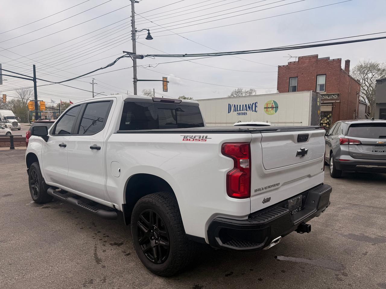 2025 Chevrolet Silverado 1500 LT Trail Boss Photo