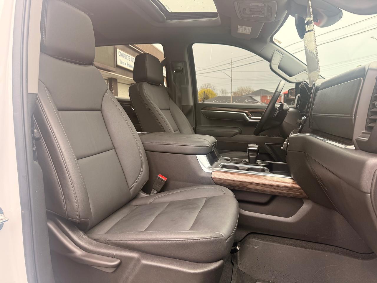 2025 Chevrolet Silverado 1500 LT Trail Boss Photo