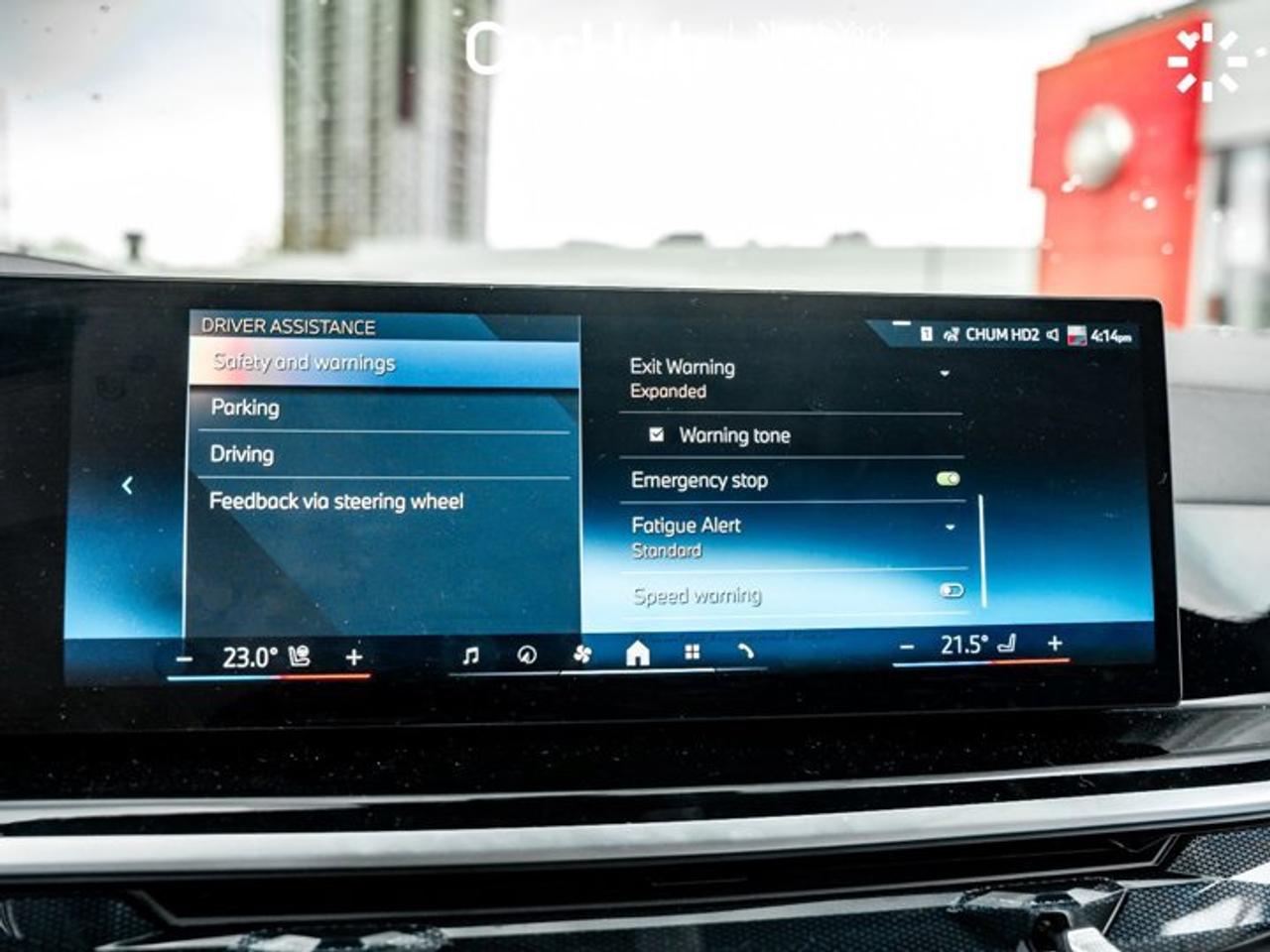 2025 BMW X6 xDrive40i M Package Panoroof Harman Kardon  Navi 360 Cam Photo