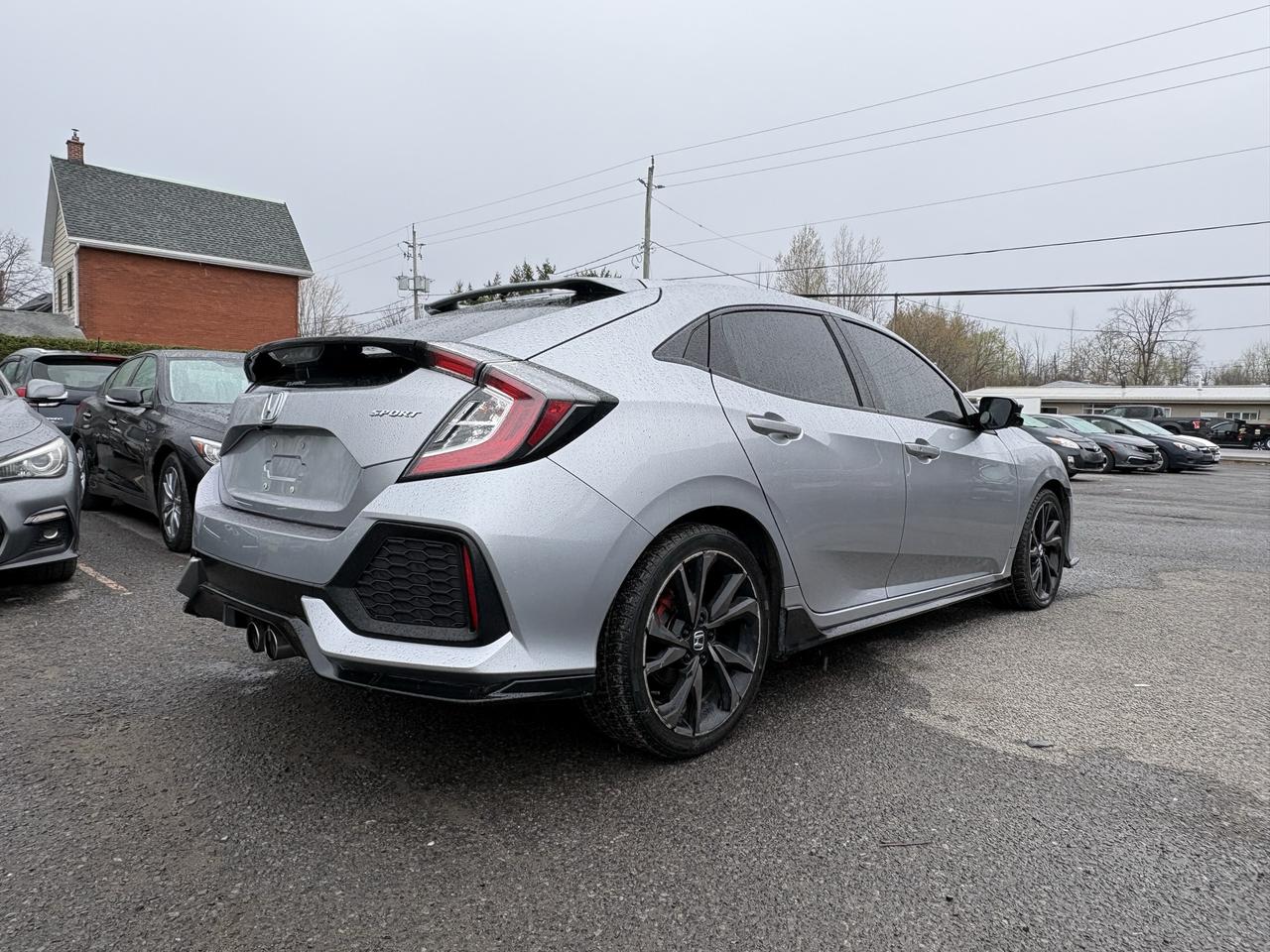2017 Honda Civic Sport Photo2