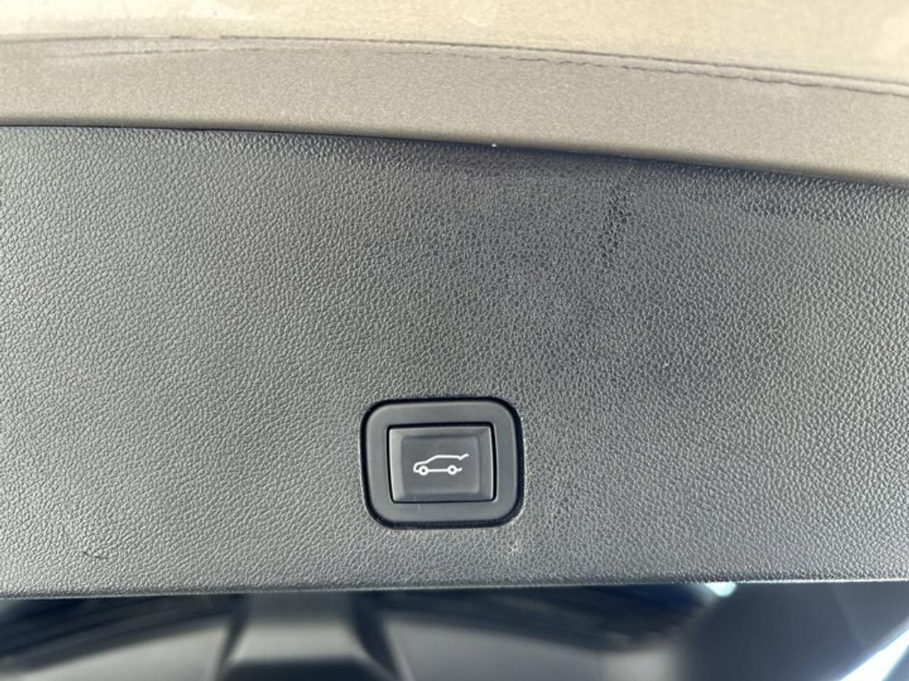 2023 Cadillac XT6 Sport AWD | No Accidents | Panoramic Roof | Ventilated Seats | Leather Seats Photo
