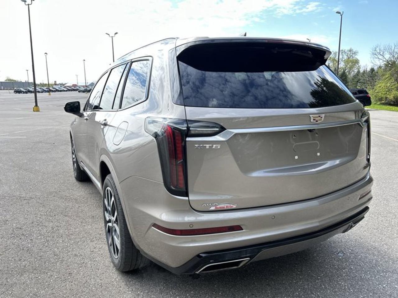 2023 Cadillac XT6 Sport AWD | No Accidents | Panoramic Roof | Ventilated Seats | Leather Seats Photo