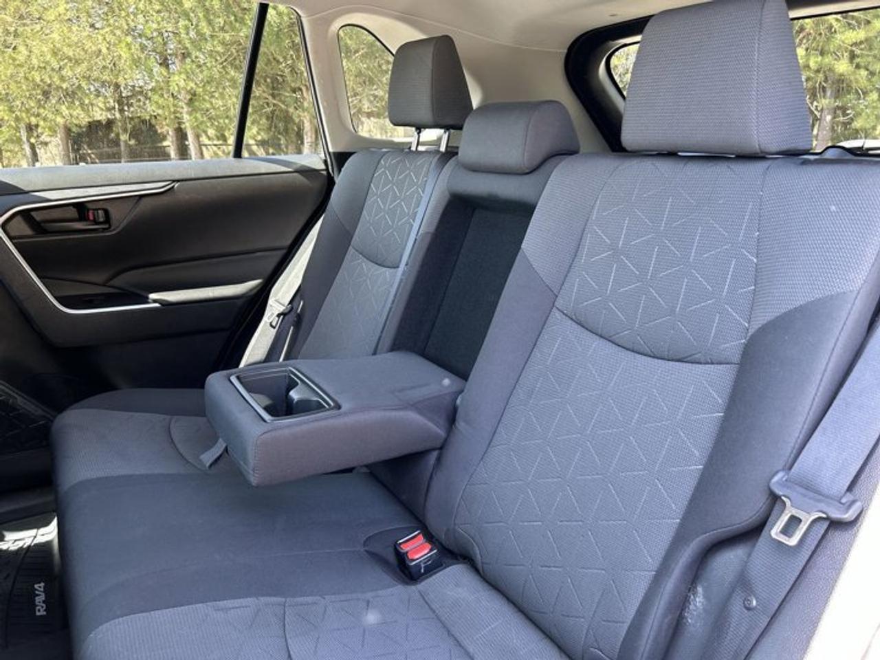 2021 Toyota RAV4 LE AWD | NO ACCIDENTS Photo