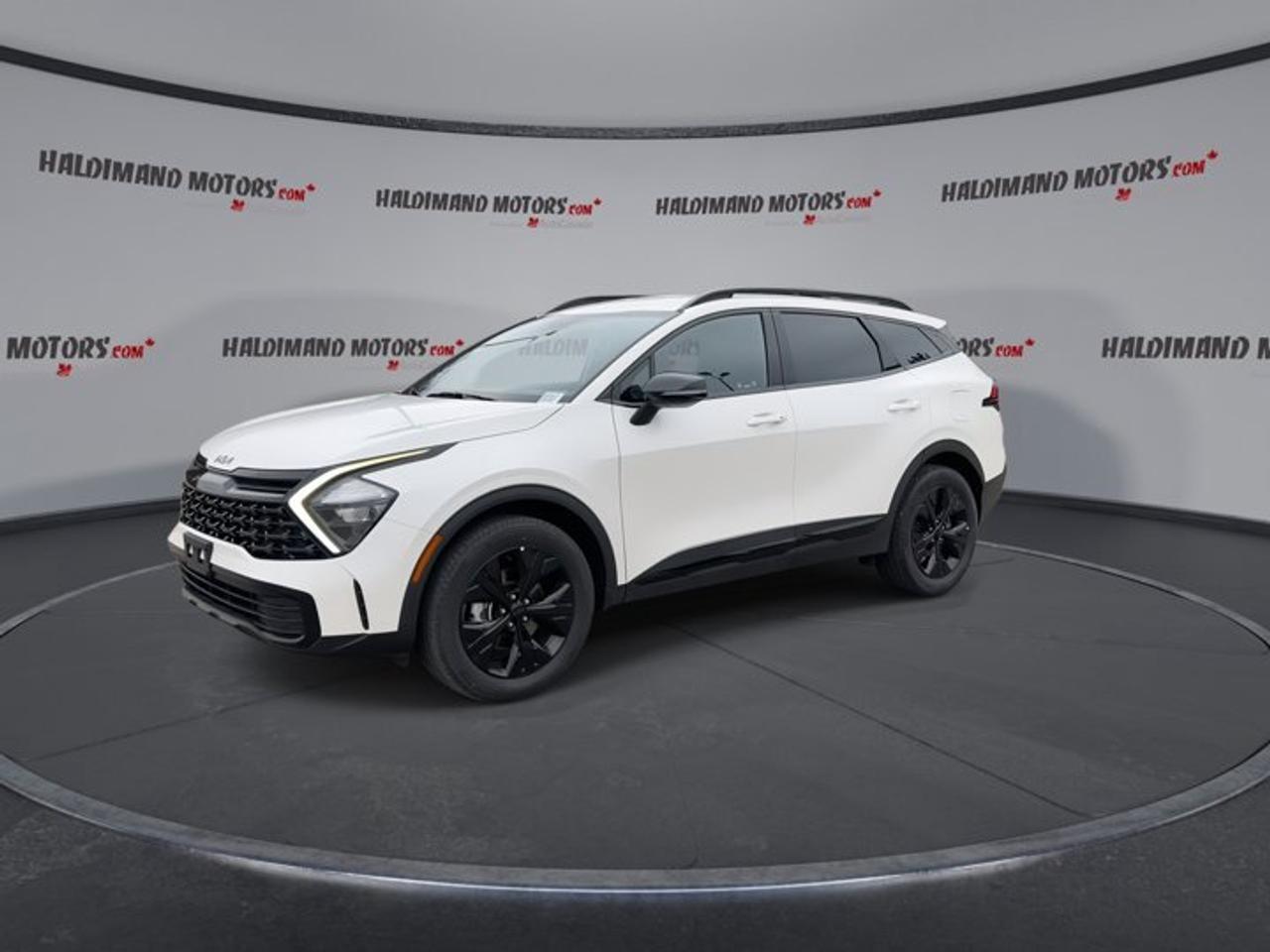 2025 Kia Sportage LX AWD | No Accidents | Leather Seats | Heated Steering Wheel Photo3