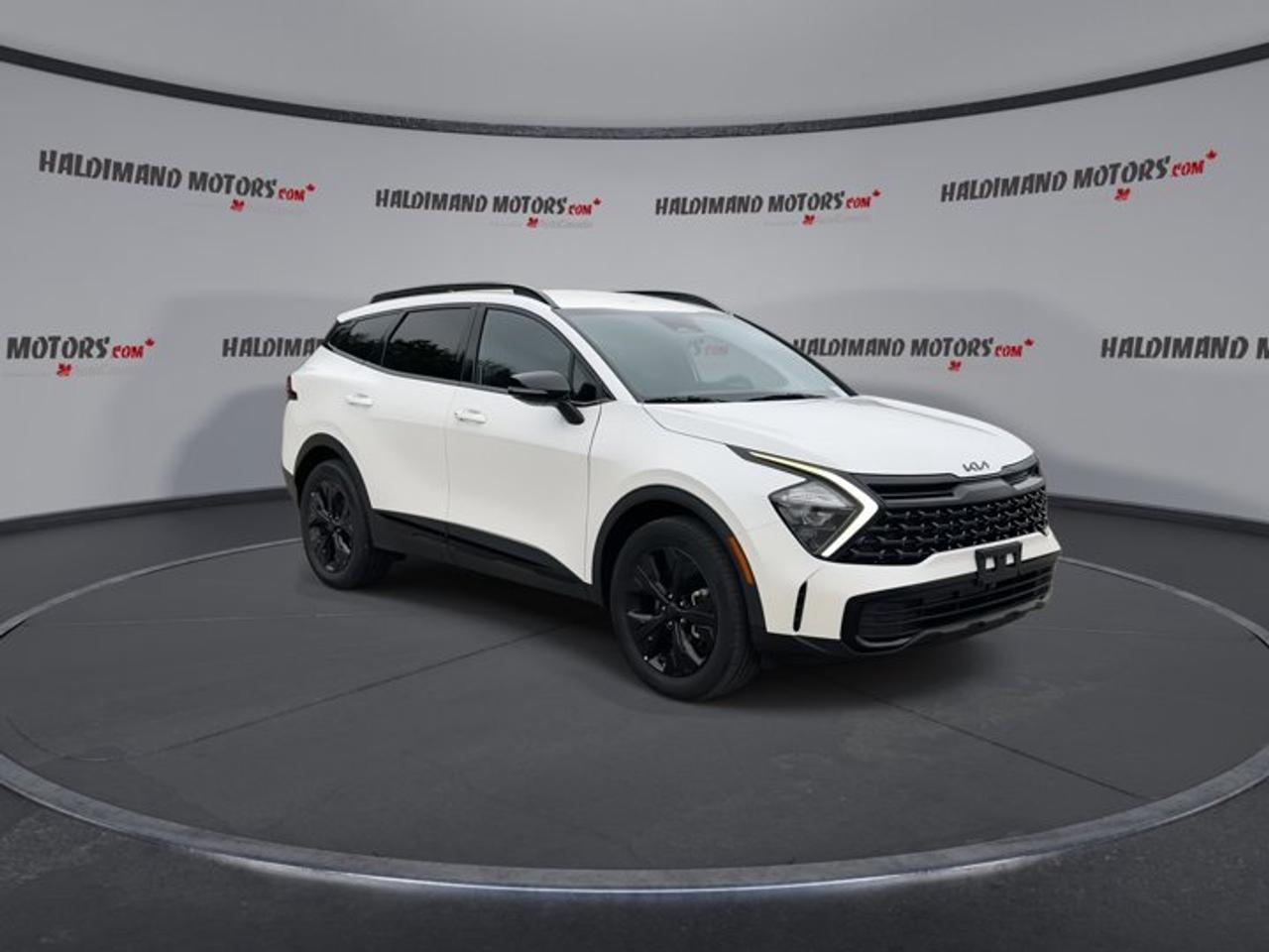 2025 Kia Sportage LX AWD | No Accidents | Leather Seats | Heated Steering Wheel Photo