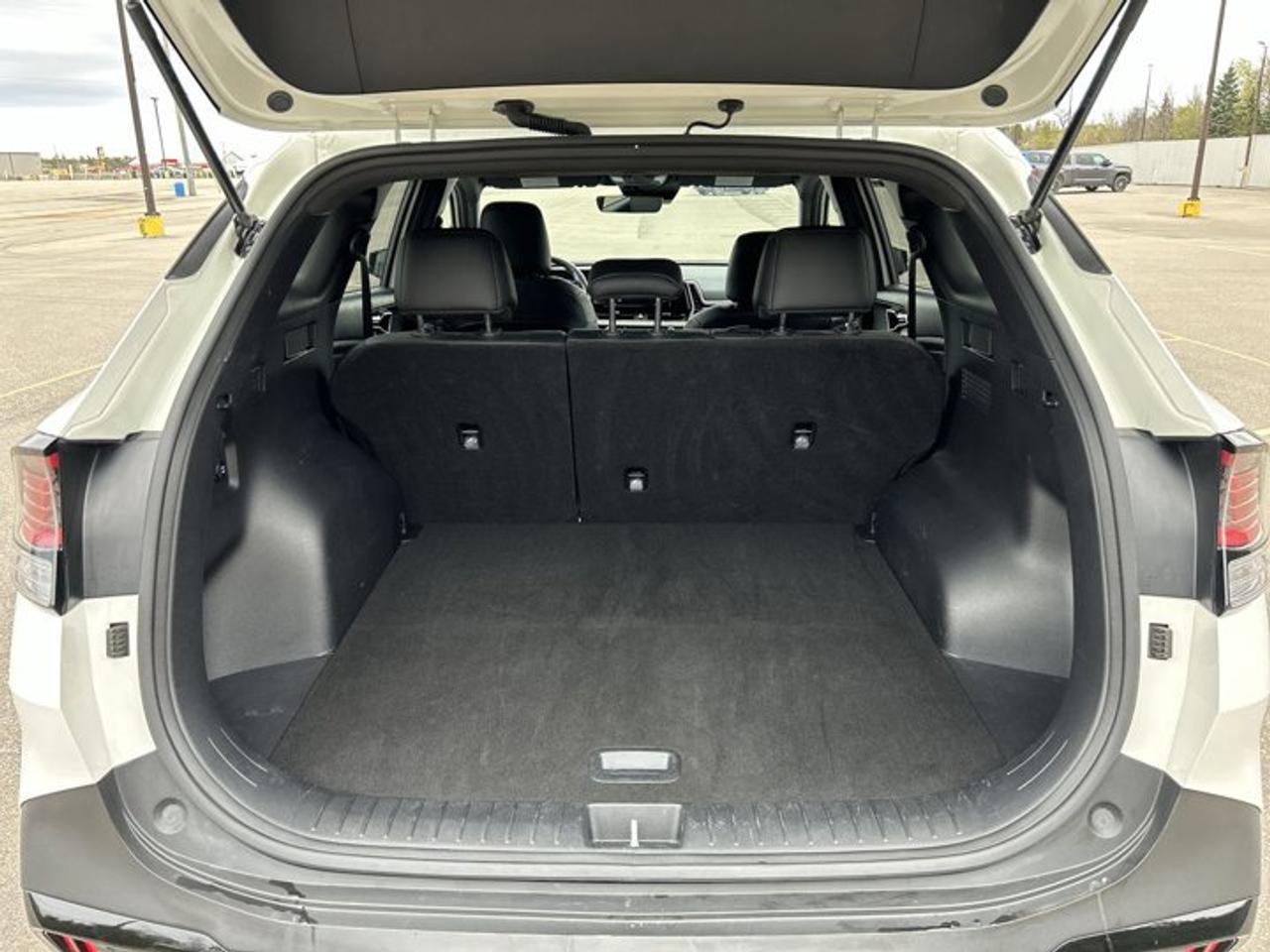 2025 Kia Sportage LX AWD | No Accidents | Leather Seats | Heated Steering Wheel Photo