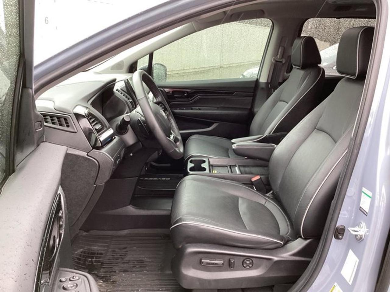 2024 Honda Odyssey Touring | Ventilated Seats | Leather Seats | Heated Steering Photo