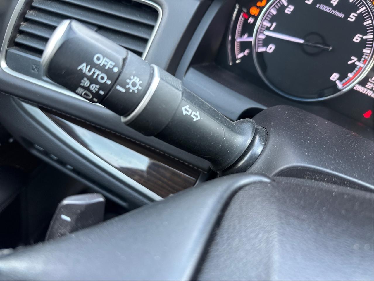 2014 Acura RLX TECH PACKAGE Photo