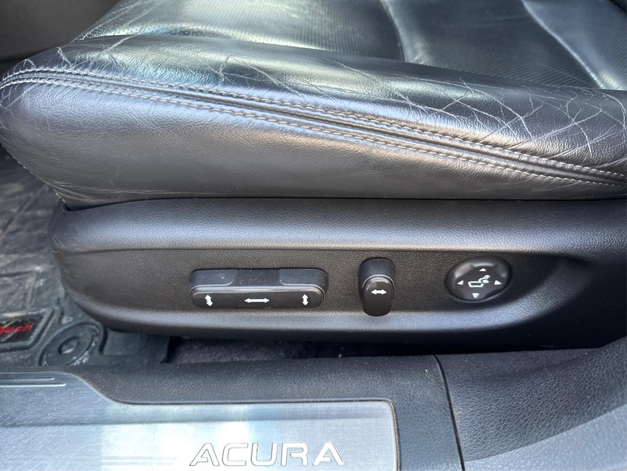 2014 Acura RLX TECH PACKAGE Photo