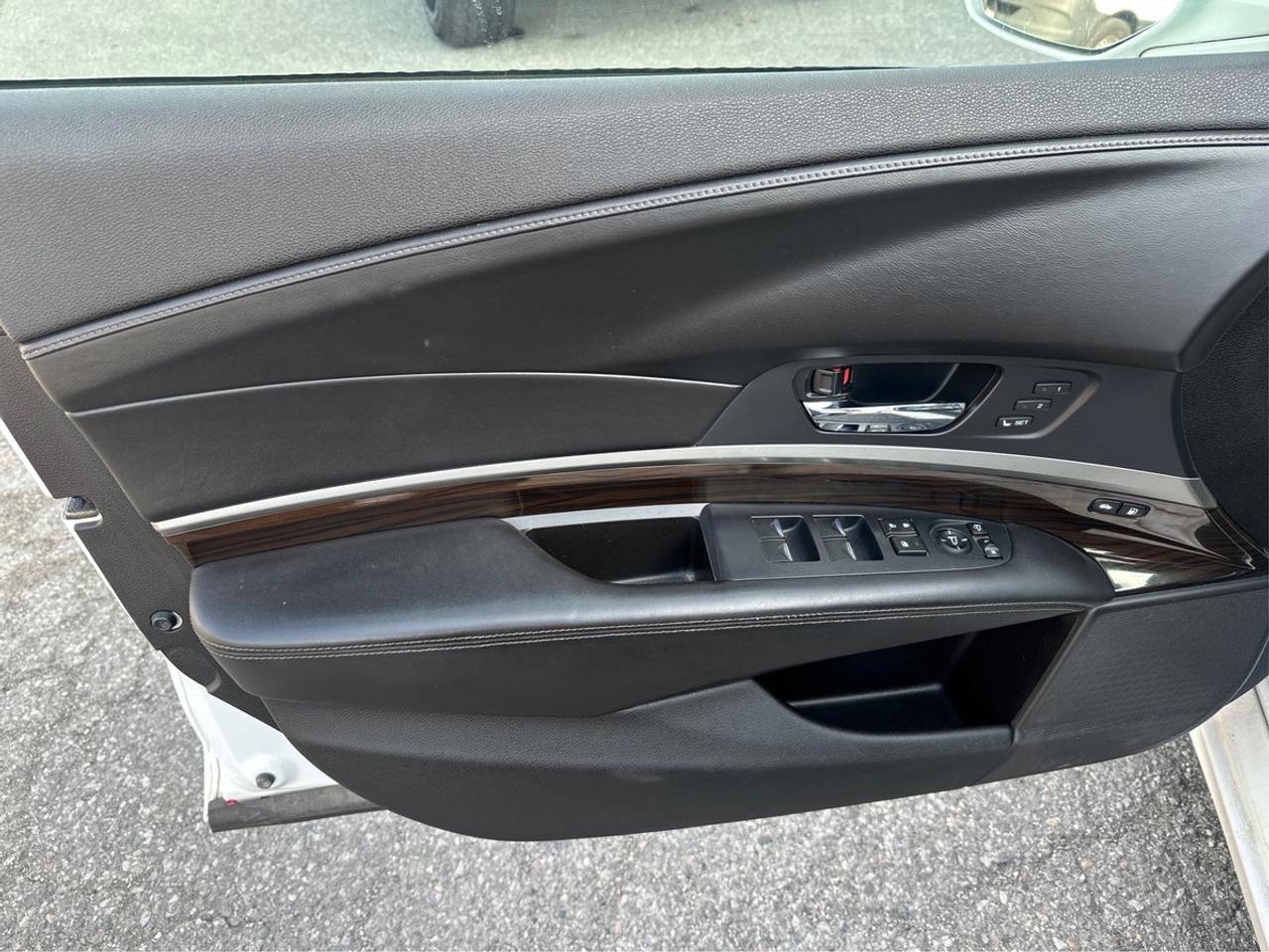 2014 Acura RLX TECH PACKAGE Photo
