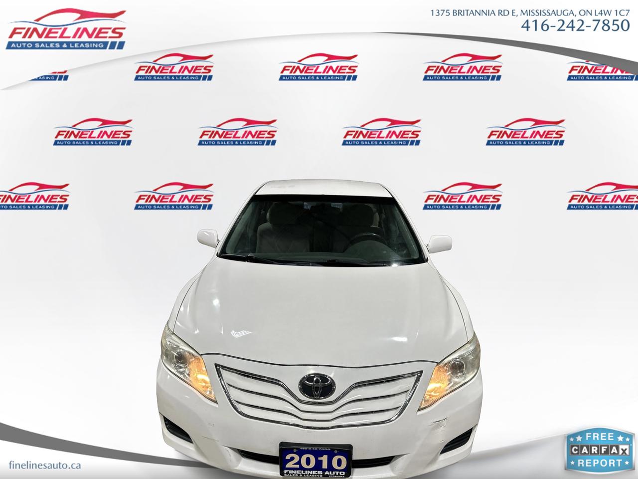 2010 Toyota Camry LE Photo