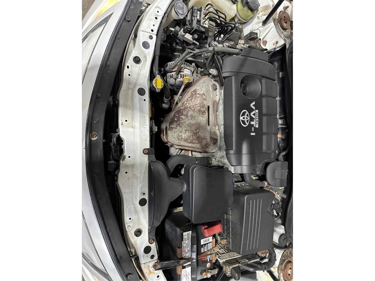 2010 Toyota Camry LE Photo