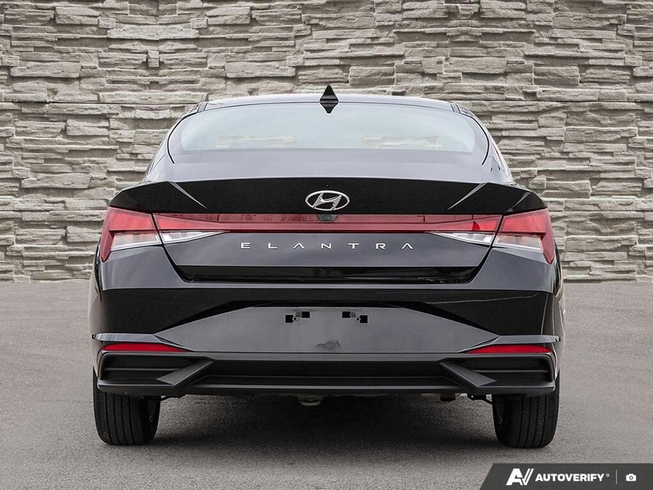 2022 Hyundai Elantra  Photo4