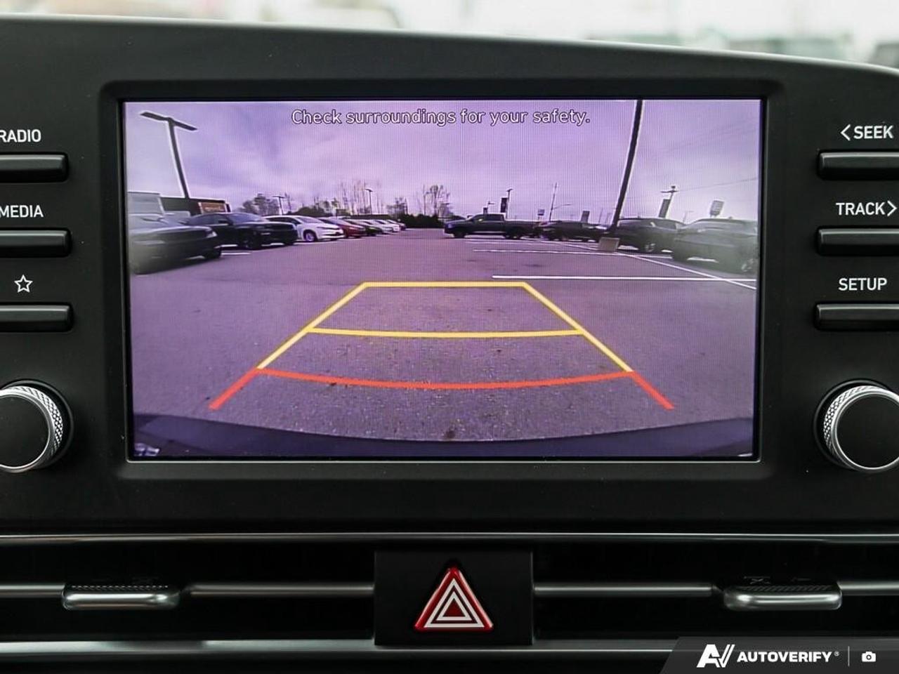 2022 Hyundai Elantra  Photo