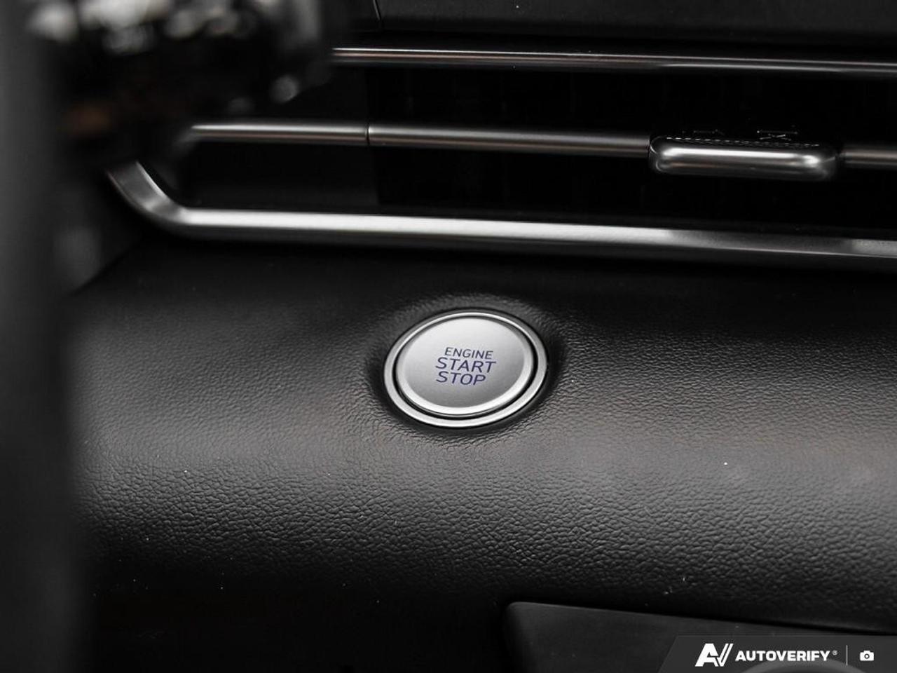 2022 Hyundai Elantra  Photo