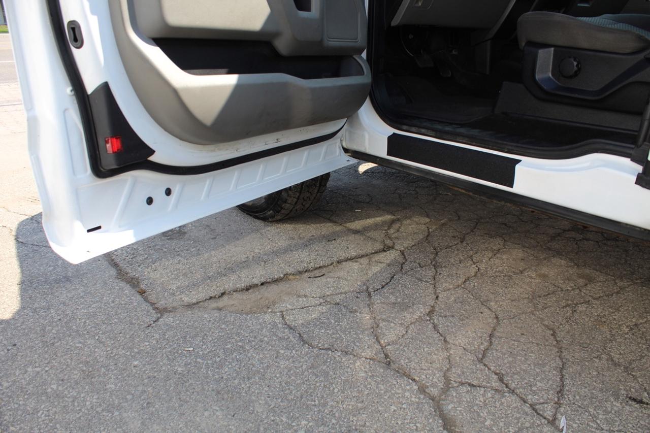 2020 Ford F-150 XLT SuperCab 4WD 6.5ft Ladder Rack Photo