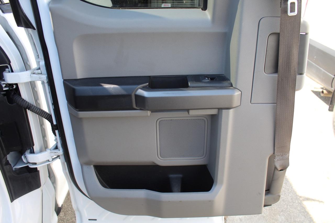 2020 Ford F-150 XLT SuperCab 4WD 6.5ft Ladder Rack Photo