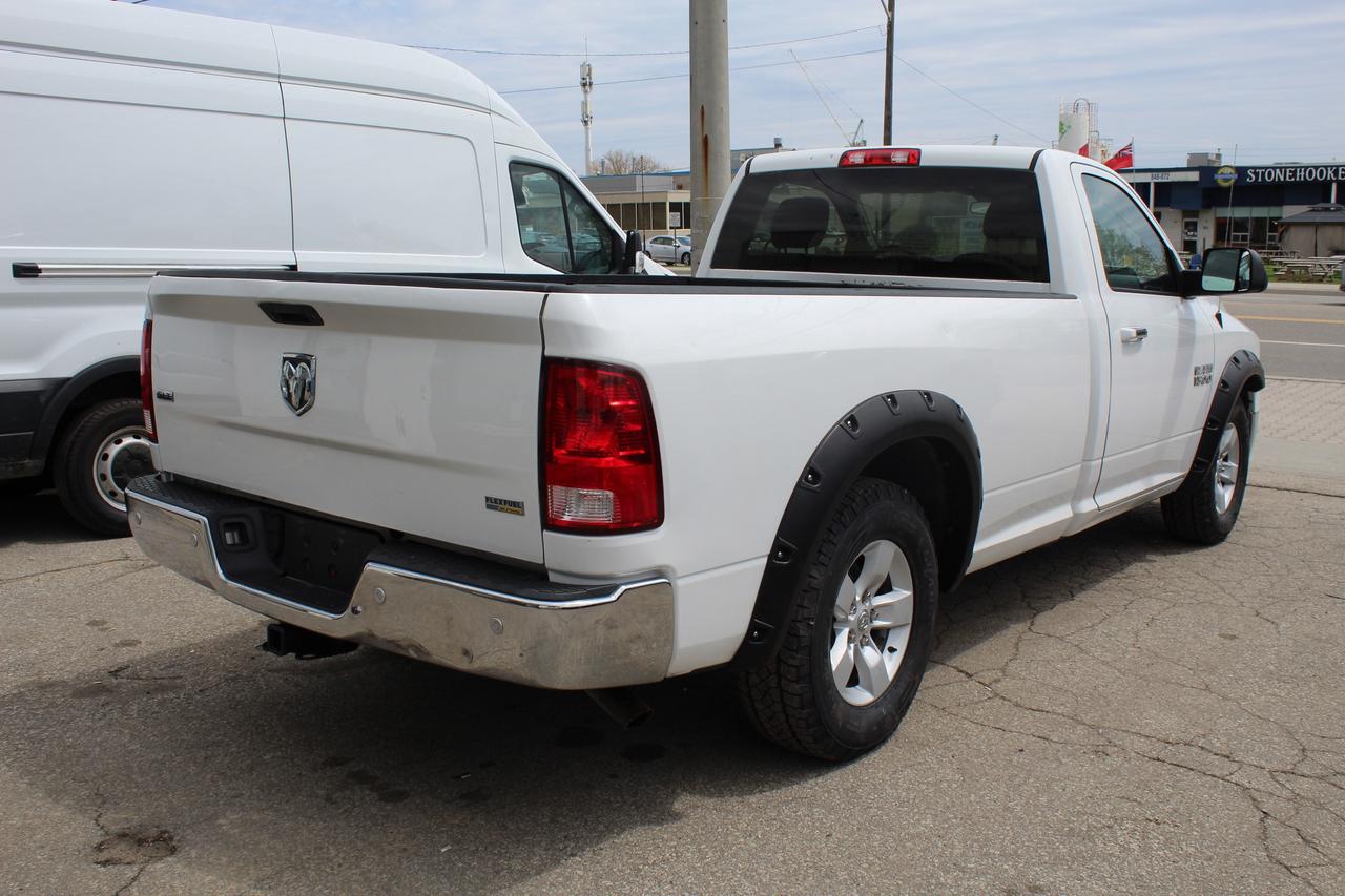 2017 RAM 1500 SLT 8ft LWB 2WD Pwr option Photo