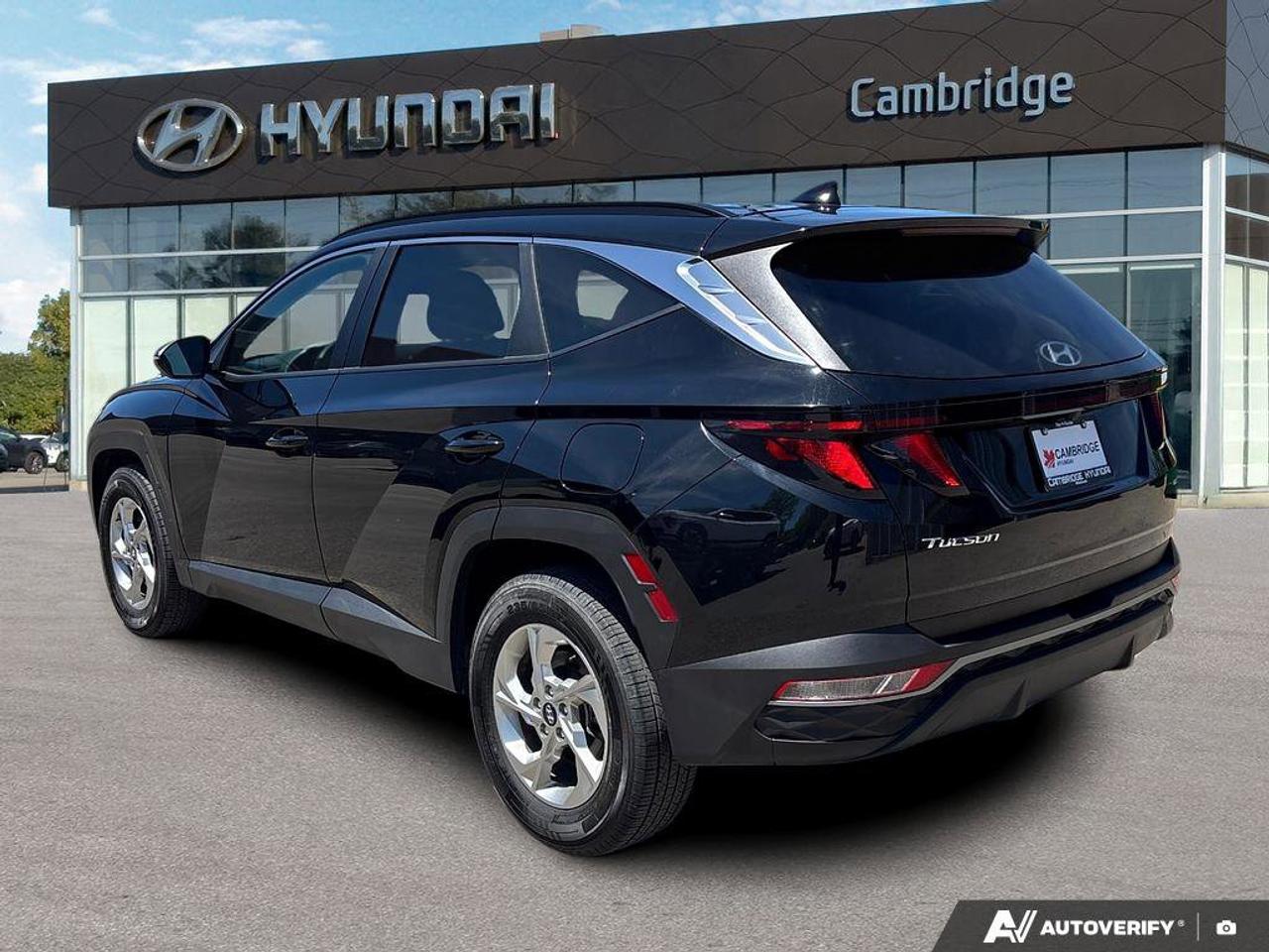 2024 Hyundai Tucson Preferred   NO ACCIDENTS   CARPLAY   7.9L/100KM Photo