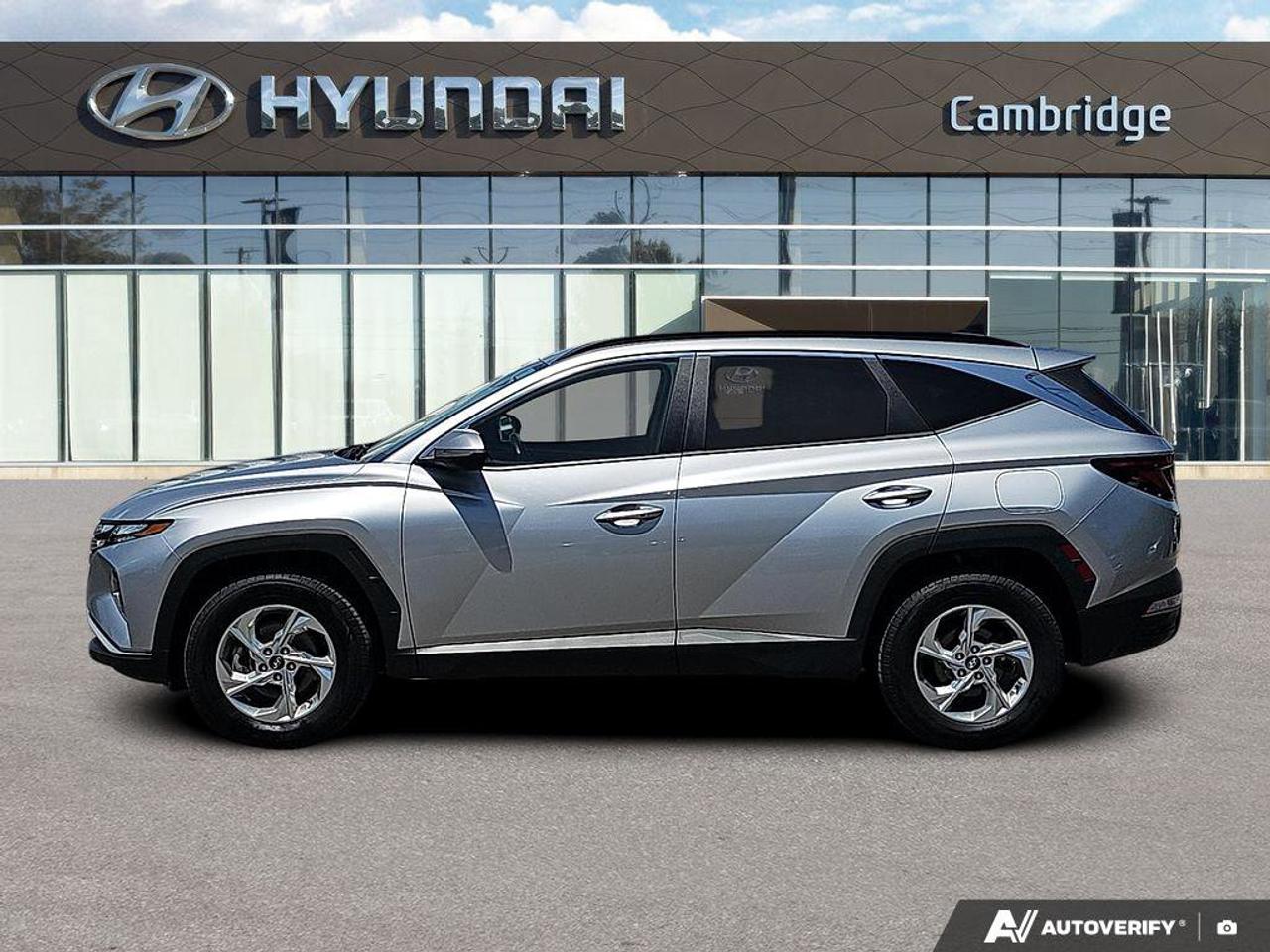 2024 Hyundai Tucson Preferred   NO ACCIDENTS   CARPLAY   7.9L/100KM Photo