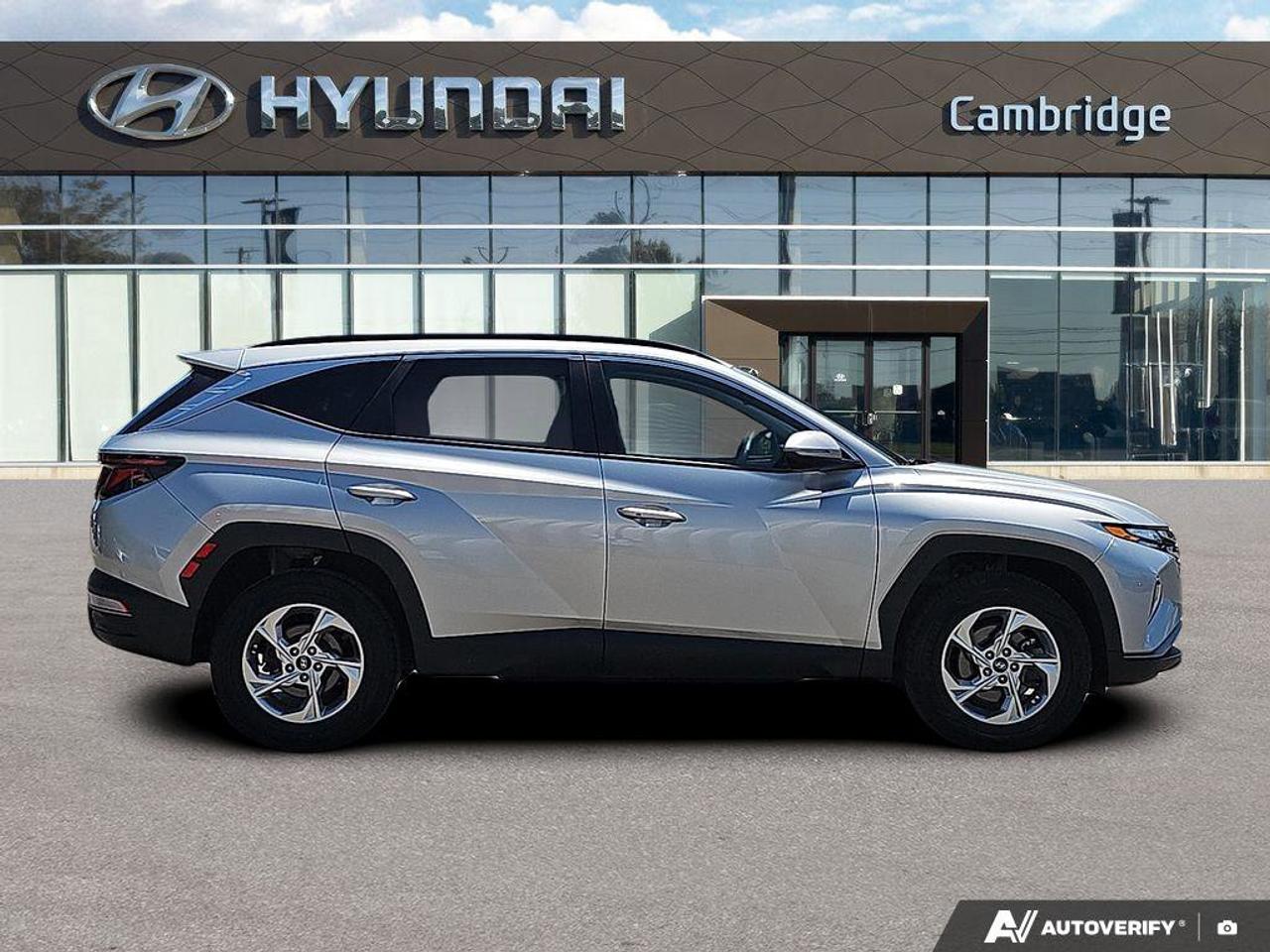 2024 Hyundai Tucson Preferred   NO ACCIDENTS   CARPLAY   7.9L/100KM Photo
