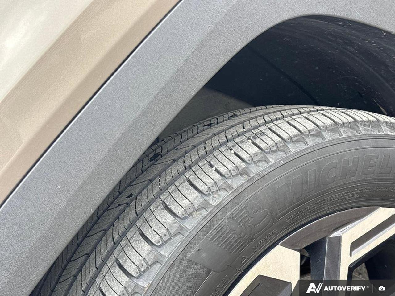 2025 Hyundai Tucson Hybrid Ultimate   NO ACCIDENTS   ONE OWNER   6.7L/100KM Photo