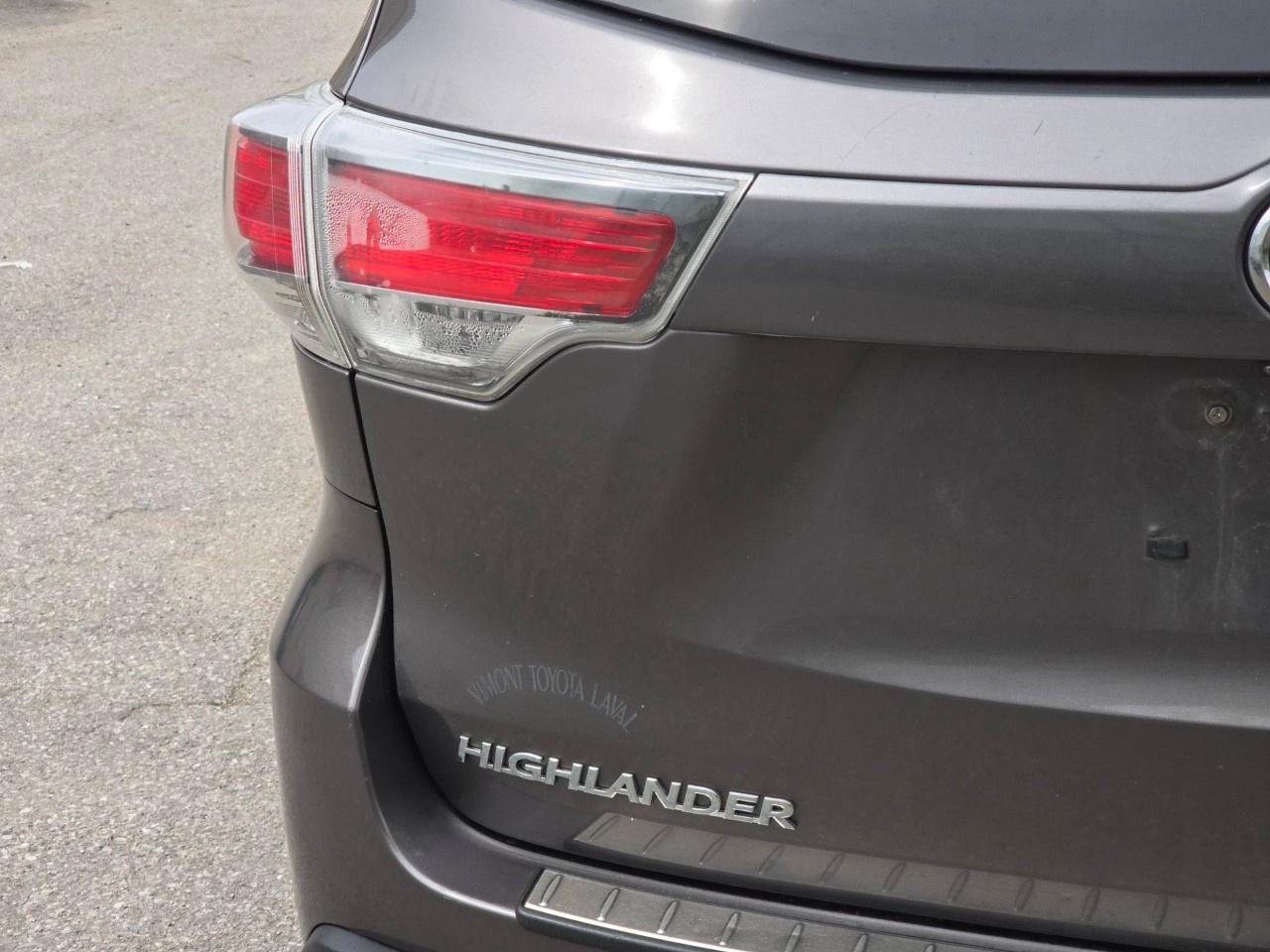 2015 Toyota Highlander AWD 4DR XLE Photo