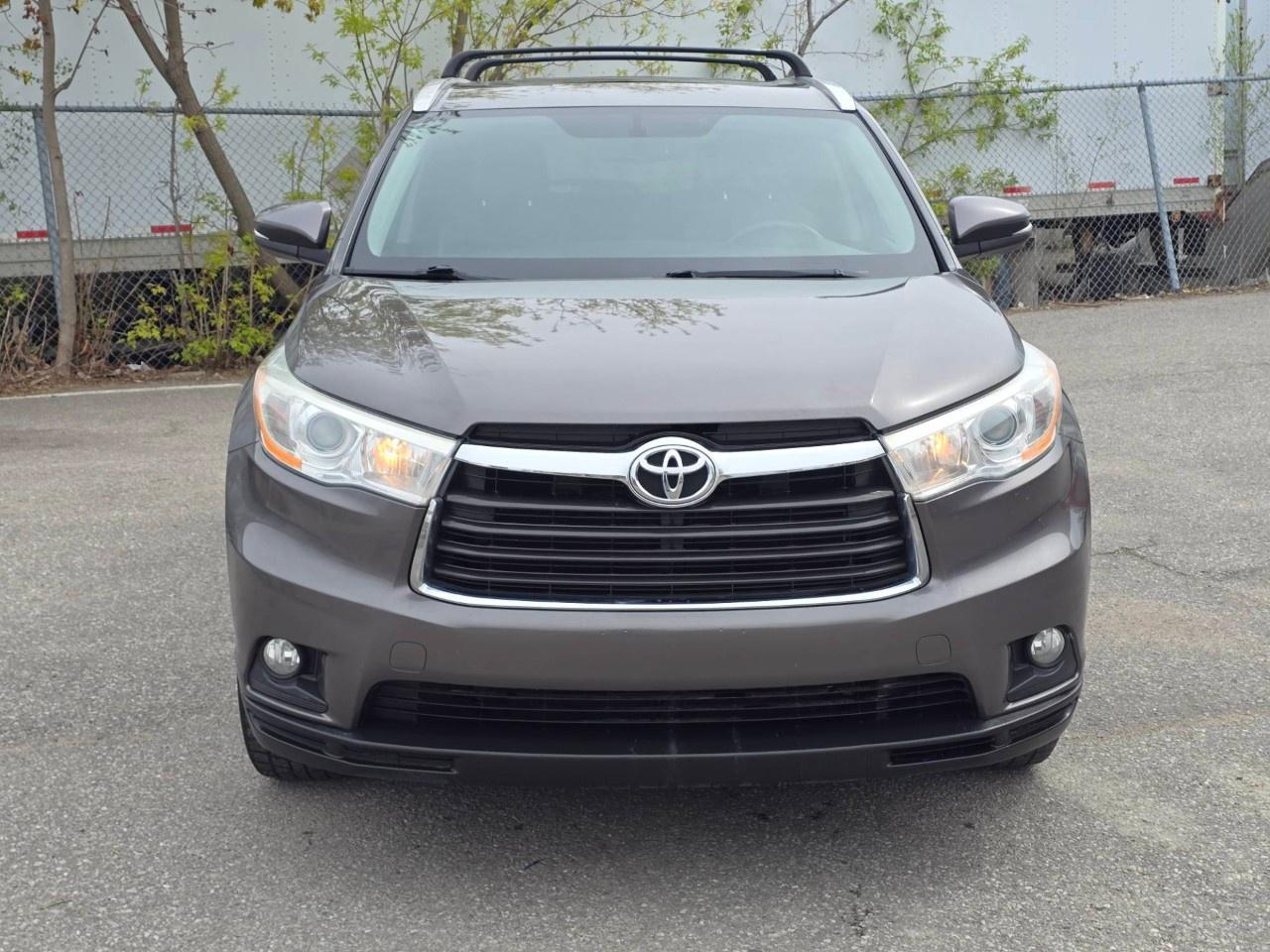 2015 Toyota Highlander AWD 4DR XLE Photo