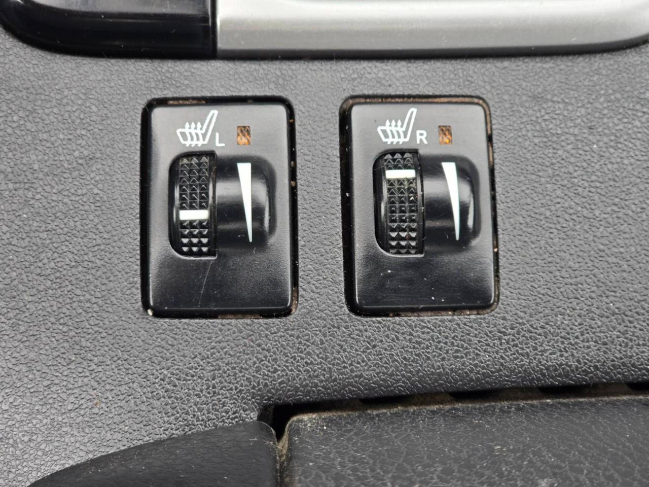 2015 Toyota Highlander AWD 4DR XLE Photo