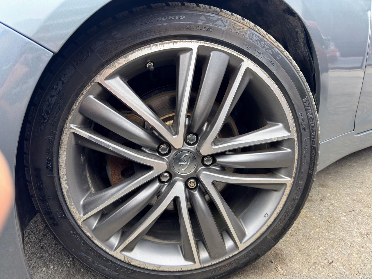 2016 Infiniti Q50 Premium Photo