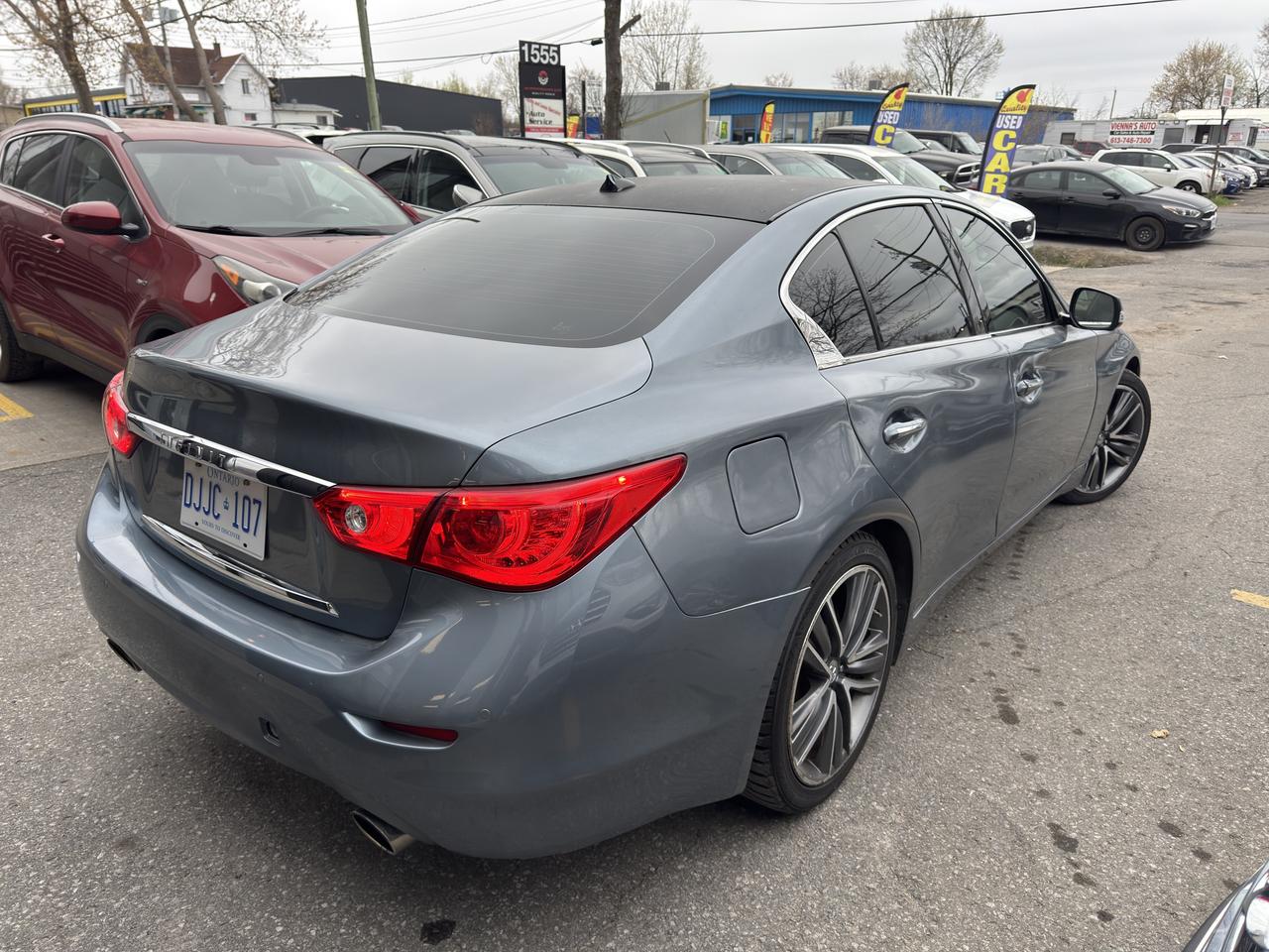 2016 Infiniti Q50 Premium Photo2