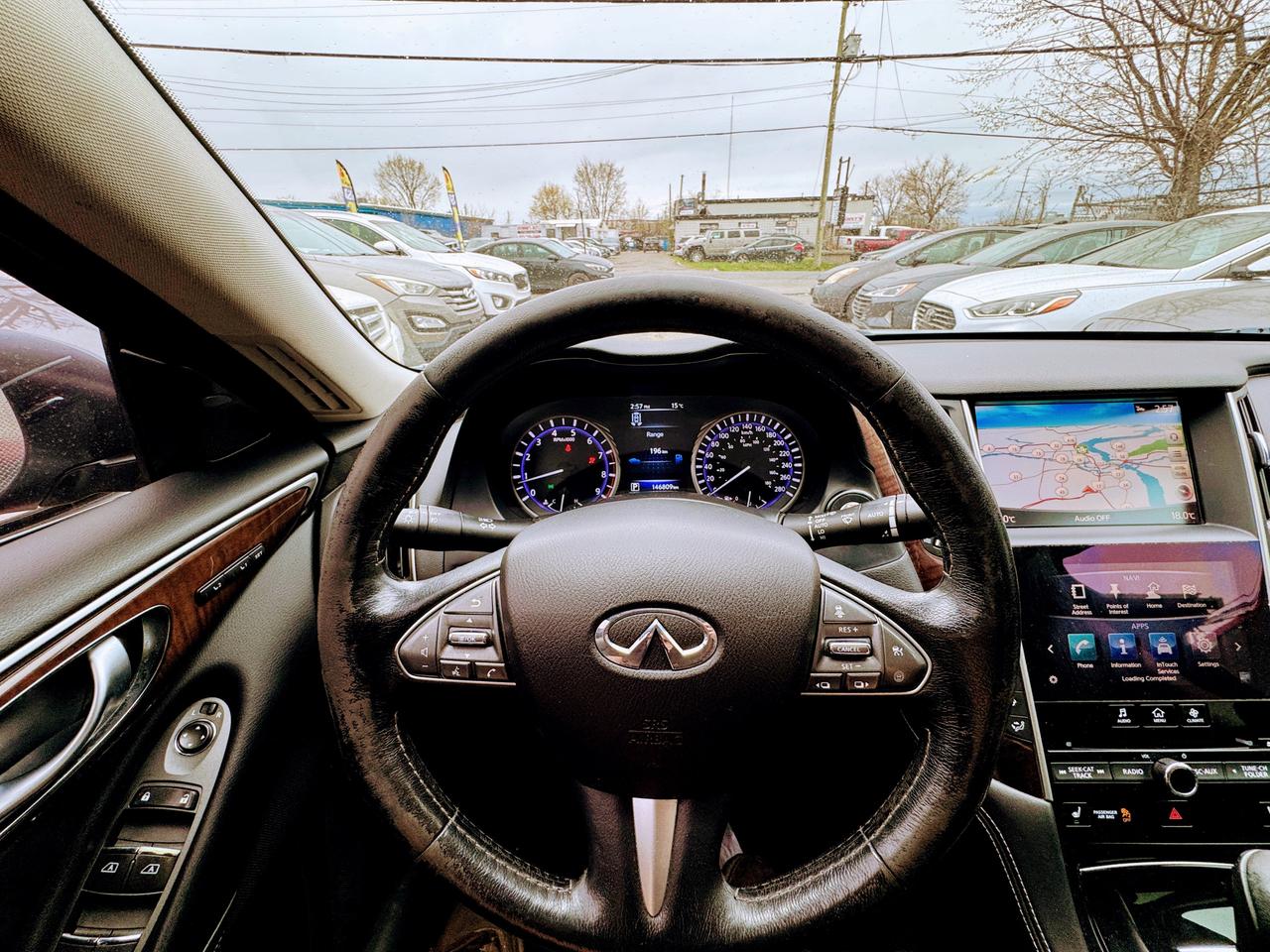 2016 Infiniti Q50 Premium Photo